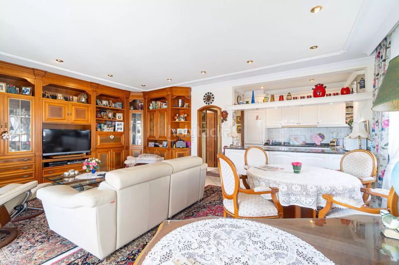 Foto 7b9a4471-ad2a-4c59-ad1a-b242162a514d. Casa amb aparcament piscina a Muga - Gran Reserva - Badia Empuriabrava