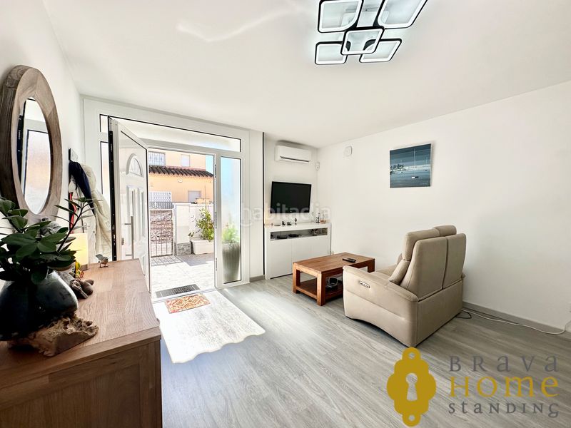 Foto 49051d55-b078-4026-9a0e-f5d08913a378. Casa amb aparcament a Puigmal - Mas Nou Empuriabrava