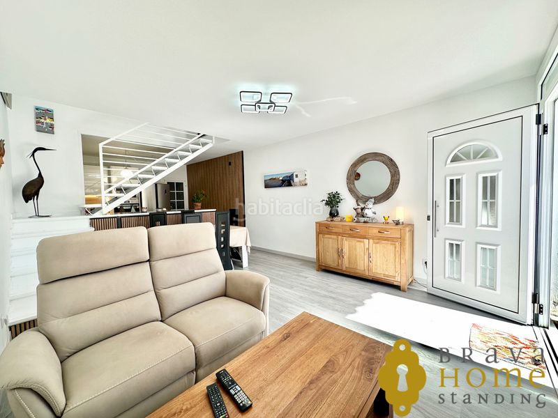 Foto 77d8a418-1769-4826-b82d-874479c17633. Casa amb aparcament a Puigmal - Mas Nou Empuriabrava