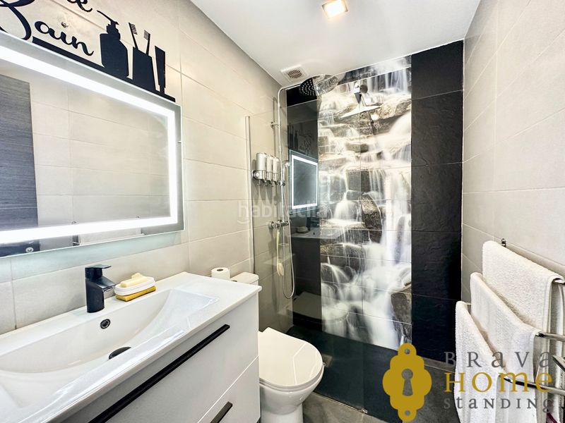 Foto 7cb42a8d-4598-4b74-9dfe-0e3f9a404ad9. Casa amb aparcament a Puigmal - Mas Nou Empuriabrava