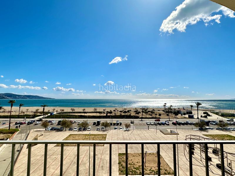 Foto bab88d46-0c51-4be0-910d-d61e8561ad42. Pis a calle poblat tipic-edifici nausica 14 a Muga - Gran Reserva - Badia Empuriabrava