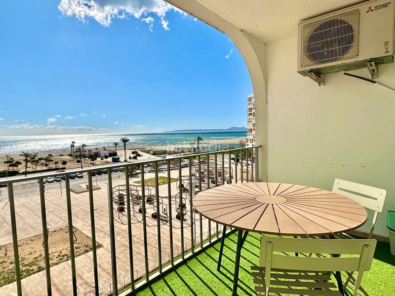 Foto e515c981-278f-42b9-8629-44d63f5c7519. Pis a calle poblat tipic-edifici nausica 14 a Muga - Gran Reserva - Badia Empuriabrava