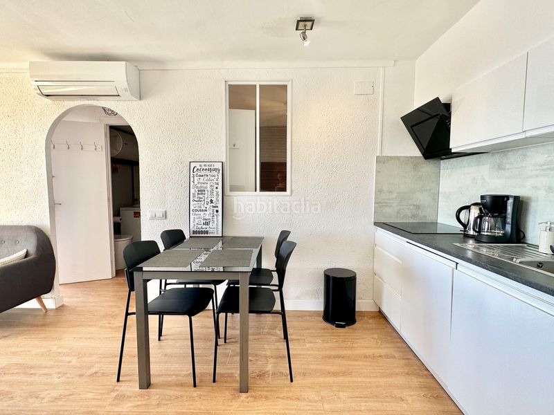 Foto ef3fedf7-6fc3-4345-a757-b7f093daea57. Pis a calle poblat tipic-edifici nausica 14 a Muga - Gran Reserva - Badia Empuriabrava