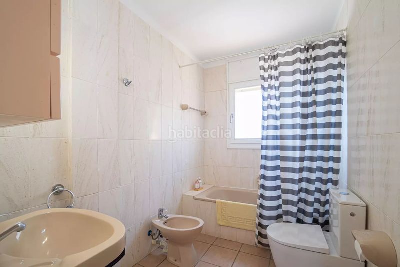 Foto 66ba7748-4052-4fad-a638-17db5bddeca0. Casa amb aparcament a Salins - Cavall de Mar Empuriabrava