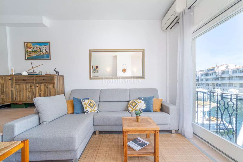 Foto c6c4e7e1-b57a-4213-b3a6-681a26caf3da. Casa amb aparcament a Salins - Cavall de Mar Empuriabrava