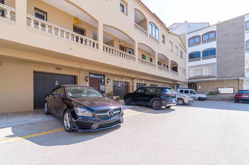 Foto db059bd2-2a0d-4483-9ba5-b9d5bfeea663. Casa amb aparcament a Salins - Cavall de Mar Empuriabrava