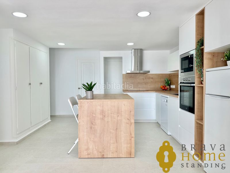 Foto 0b51fed3-ced7-40a5-aa81-546e10f4a12f. Pis amb aparcament a Puig Rom-Canyelles-Almadrava Roses