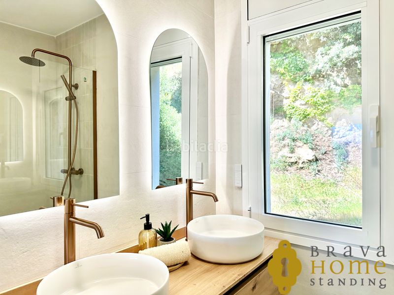 Foto 26430cb0-8e6b-4460-934d-f6d267ee14c0. Pis amb aparcament a Puig Rom-Canyelles-Almadrava Roses