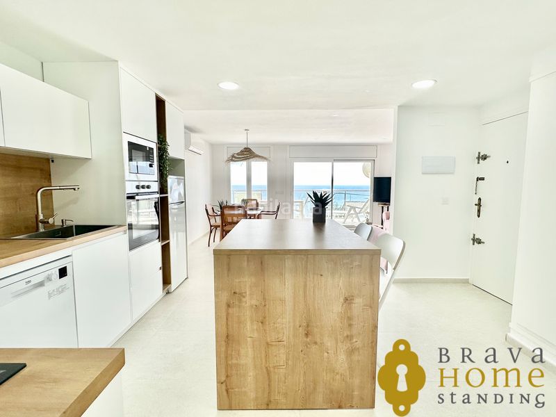 Foto acd40df4-166b-4a2a-9620-629a34977749. Pis amb aparcament a Puig Rom-Canyelles-Almadrava Roses