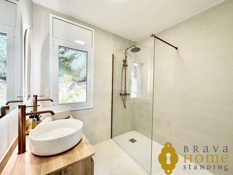 Foto ee6ad172-8f13-49eb-9e15-118eeb76fd42. Pis amb aparcament a Puig Rom-Canyelles-Almadrava Roses