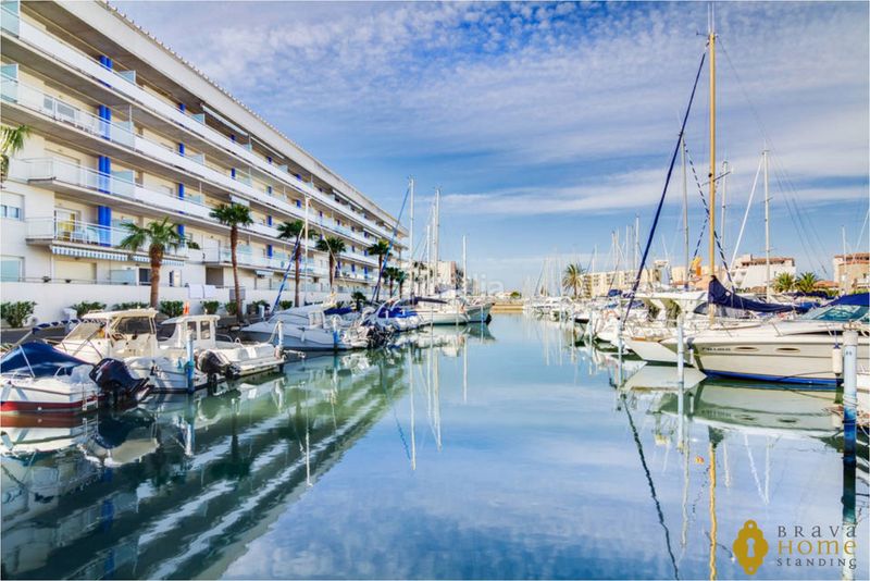 Foto a9b28568-3eb5-4731-bd28-fcfe7b75332d. Pis amb aparcament piscina a Santa Margarida Roses