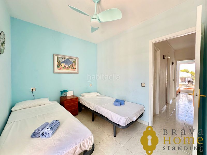 Foto 928fc468-39a1-4319-9b70-adf760eee232. Casa amb xemeneia aparcament piscina a Puig Rom-Canyelles-Almadrava Roses