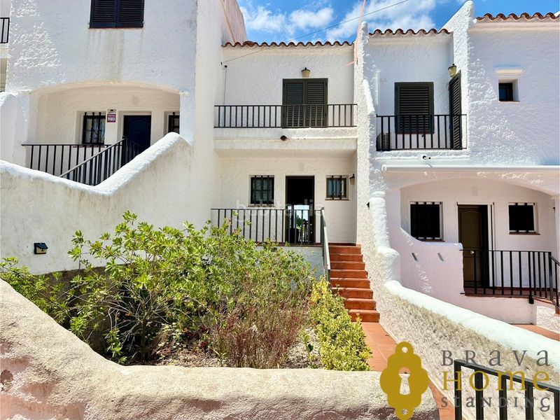 Foto b281154b-d8d2-4f2c-894a-214ab3163212. Casa amb xemeneia aparcament piscina a Puig Rom-Canyelles-Almadrava Roses
