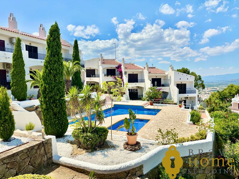 Foto dee58cb0-c4a6-4b1d-a89a-a360c82439eb. Casa amb xemeneia aparcament piscina a Puig Rom-Canyelles-Almadrava Roses