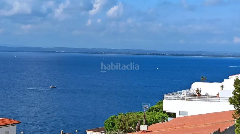 Foto 68cdc9db-b939-4f69-a989-c0b91dabdb45. Pis amb aparcament a Puig Rom-Canyelles-Almadrava Roses