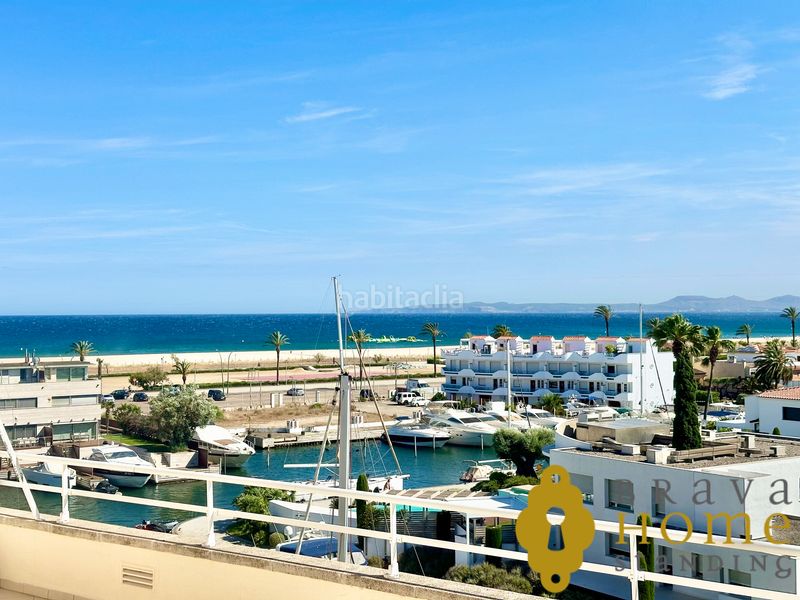 Foto b604ed58-7056-48ee-94a7-917db87d3f7e. Pis amb aparcament piscina a Salins - Cavall de Mar Empuriabrava