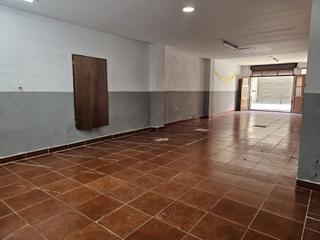 Local Comercial a Ensanche - Parque del Oeste. Amplio local diafano