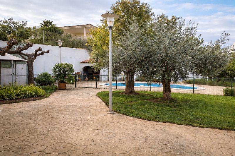 Foto 42d4e3cf-434a-4d09-a00e-c3f0bb3369bc. Xalet amb calefacció piscina a Alcora (l´)