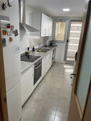 Appartement à Centro. Piso + garaje + trastero