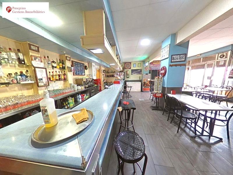 Foto 663db8dd-9558-4d7e-8427-600b93a5df34. Local comercial amb calefacció a Singuerlín Santa Coloma de Gramenet