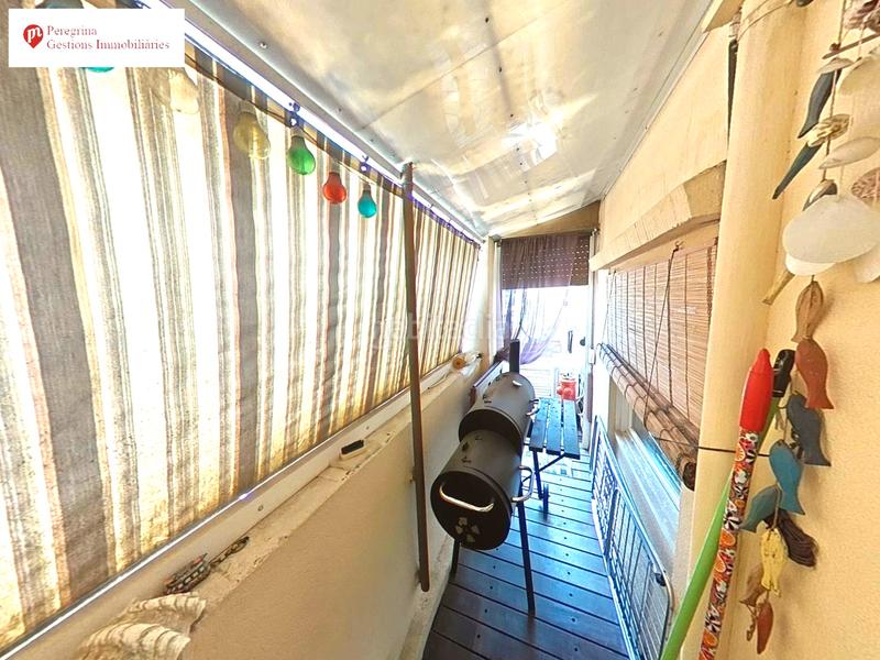 Foto 1858ef5a-5870-4681-ad8b-225ba22621e0. Dachwohnung mit heizung in El Raval Santa Coloma de Gramenet