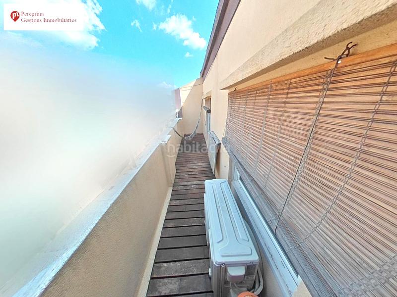Foto 265a5986-03c9-461d-a522-6e04a70d93e5. Dachwohnung mit heizung in El Raval Santa Coloma de Gramenet