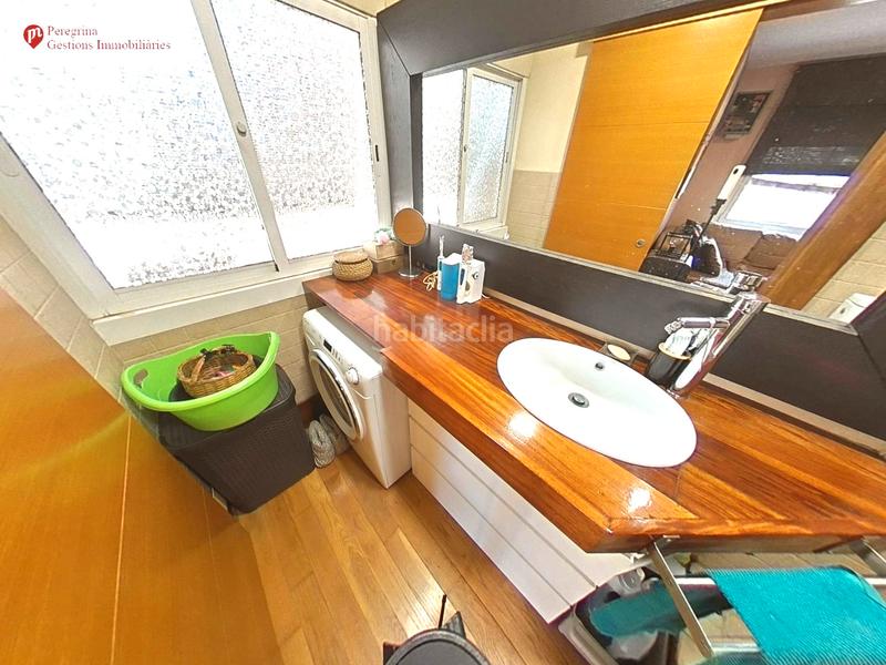 Foto 93684cb5-0b92-4ac5-a709-ce416544432a. Dachwohnung mit heizung in El Raval Santa Coloma de Gramenet