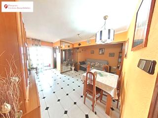 Appartement à Fondo. Oportunidad, piso para entrar a vivir.