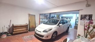 Casa adosada en Residencial Blanes - Vistamar. Bloque de 3 pisos + garaje + terraza en venta en blanes