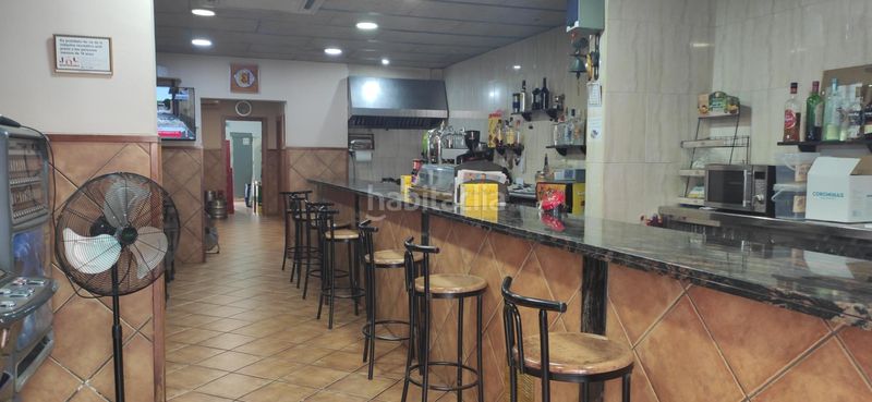 Foto f0925563-6eb5-4dfd-a868-33ca098ef30a. Local comercial amb calefacció a Fondo Santa Coloma de Gramenet