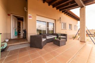 Chalet in Gualba. En planta baja del ao 2004, totalmente reformado y equipado