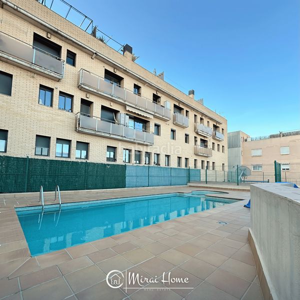 Foto 3374d7e7-a265-4103-acd8-68f0dcdaebbf. Dúplex amb calefacció piscina a Provençals del Poblenou Barcelona
