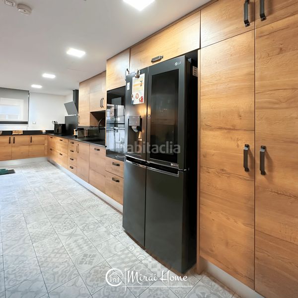 Foto 75413bc0-ff23-4edb-baec-e6d37a439b3f. Dúplex amb calefacció piscina a Provençals del Poblenou Barcelona