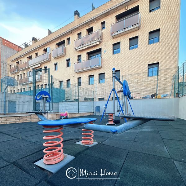 Foto 79c9706a-d0c7-4f40-8408-c4cf43cd6270. Dúplex amb calefacció piscina a Provençals del Poblenou Barcelona