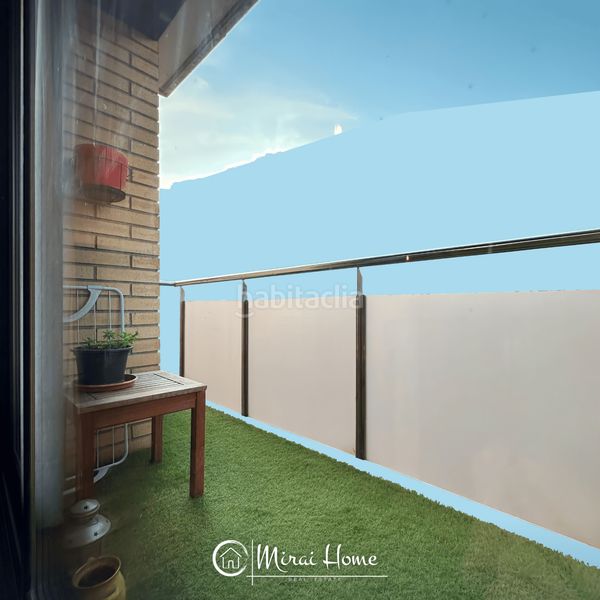 Foto 856a1b73-70e7-44dd-83ef-19be310df5c1. Dúplex amb calefacció piscina a Provençals del Poblenou Barcelona