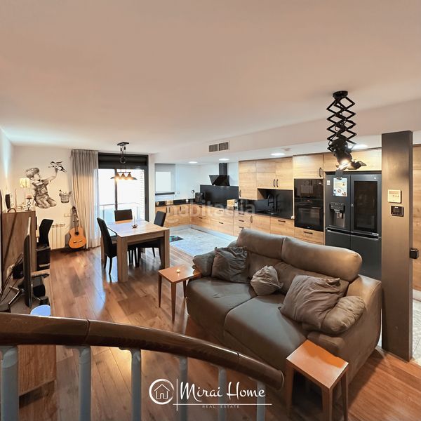 Foto c50569a0-db32-4a32-a5fc-9151392c471d. Dúplex amb calefacció piscina a Provençals del Poblenou Barcelona