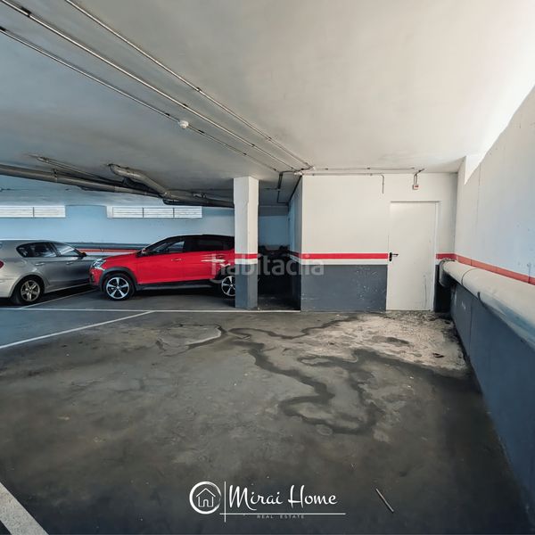 Foto 7a54a1ce-4a18-402e-b95f-7188f7047974. Aparcament cotxe a Canovelles