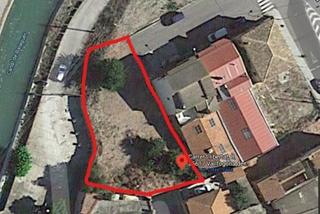 Terreny residencial  Carrer prat de la riba