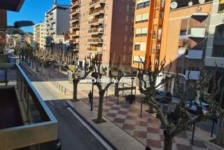 Pis  Passeig de l'estació. Pis al passeig de l´estació.