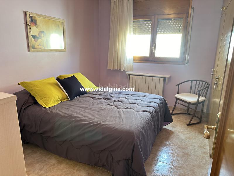 Foto 376335eb-fa6f-4519-b384-f458985036ae. Haus mit heizung parking in Térmens