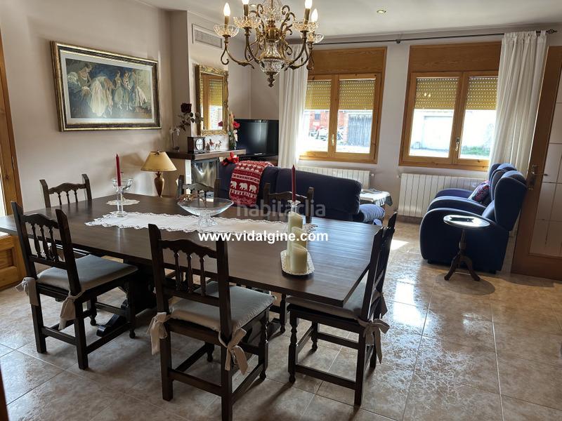 Foto 97315741-1da8-4f67-8663-7aed5fb63c42. Haus mit heizung parking in Térmens