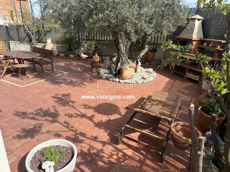 Foto e9f942f2-be34-494a-9ad2-95b75fe5be15. Haus mit heizung parking in Térmens