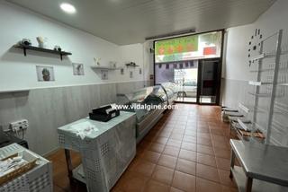 Lloguer Local Comercial  Carrer del pare sanahüja. Local comercial a balaguer.