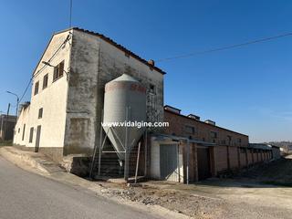 Nau industrial a Cami barceloneta 5b. Granja a la ràpita
