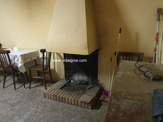 Piso  Carrer sant domènec. Casa en venda a castelló de farfanya