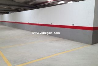 Aparcament cotxe  Carrer de sant lluís. Parquing al c/ sant lluis