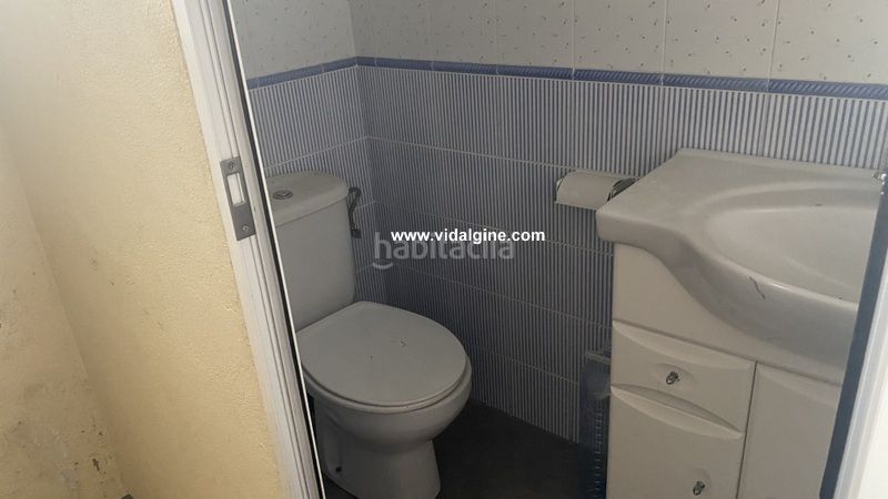 Foto de2511e6-ea24-451c-901c-40e0d182e39d. Rent business premise in Balaguer