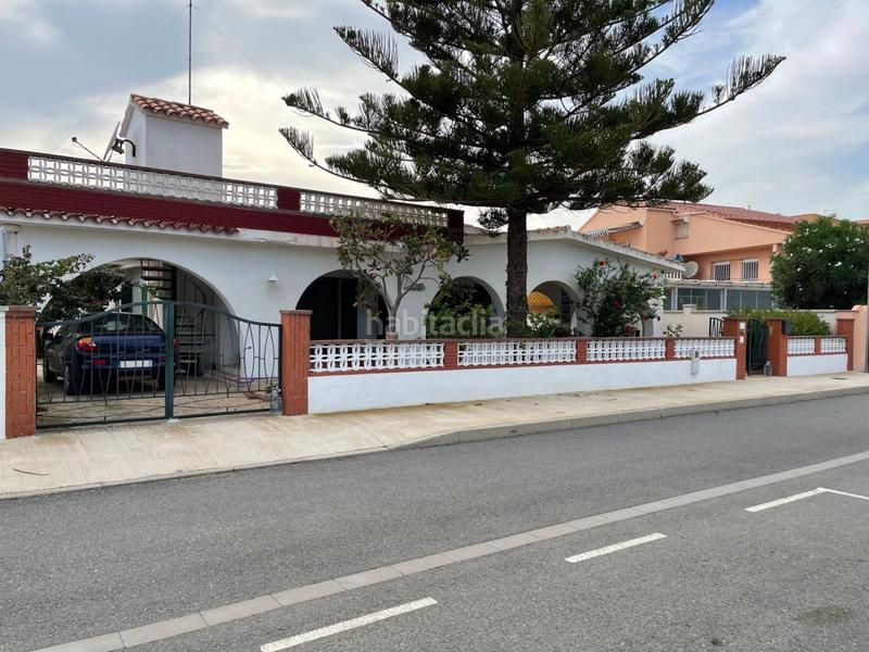 Foto 4a19f0d4-66ec-42e9-be7a-13ceff91780c. Casa amb aparcament a Eucaliptus - Poble Nou del Delta Amposta