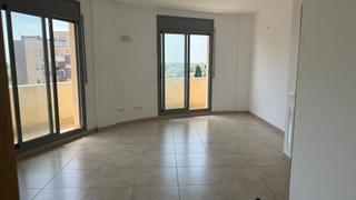 Flat in Valletes - Xiribecs. Piso luminoso y moderno de 3 habitaciones con plaza de parking e