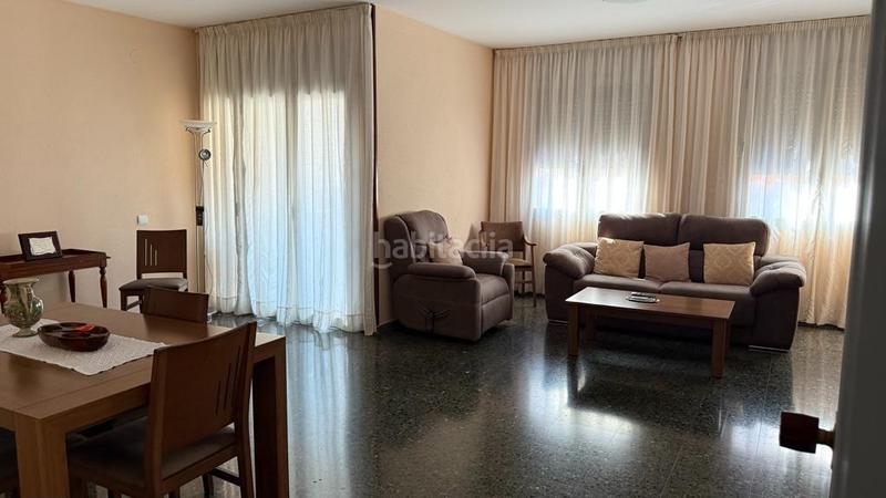 Foto 2efe31a3-3cea-4a54-8844-81b0ba41e931. Pis amb aparcament a Zona Hospital Amposta